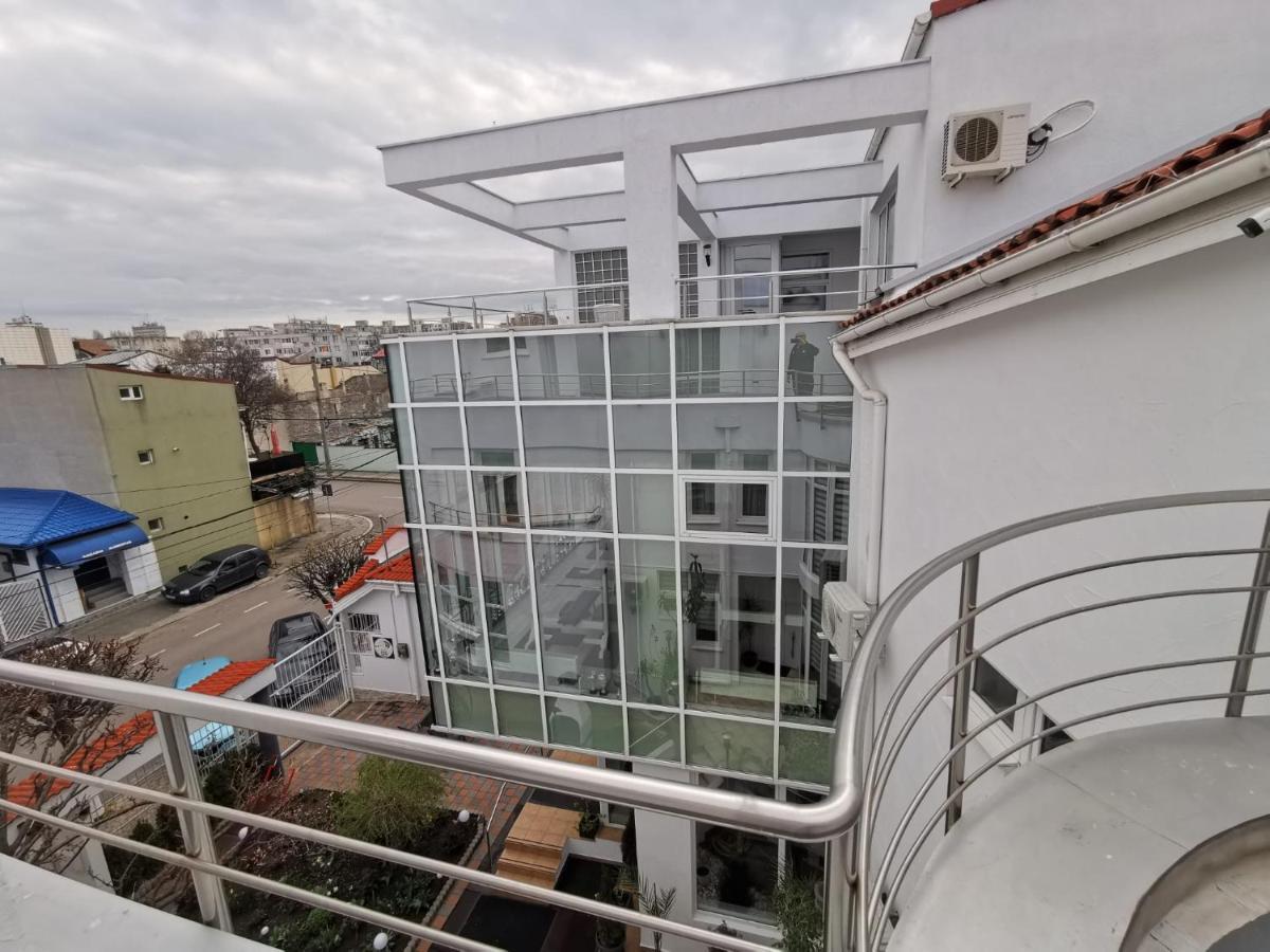 Fitness House With Garden Hotell Constanţa Exteriör bild